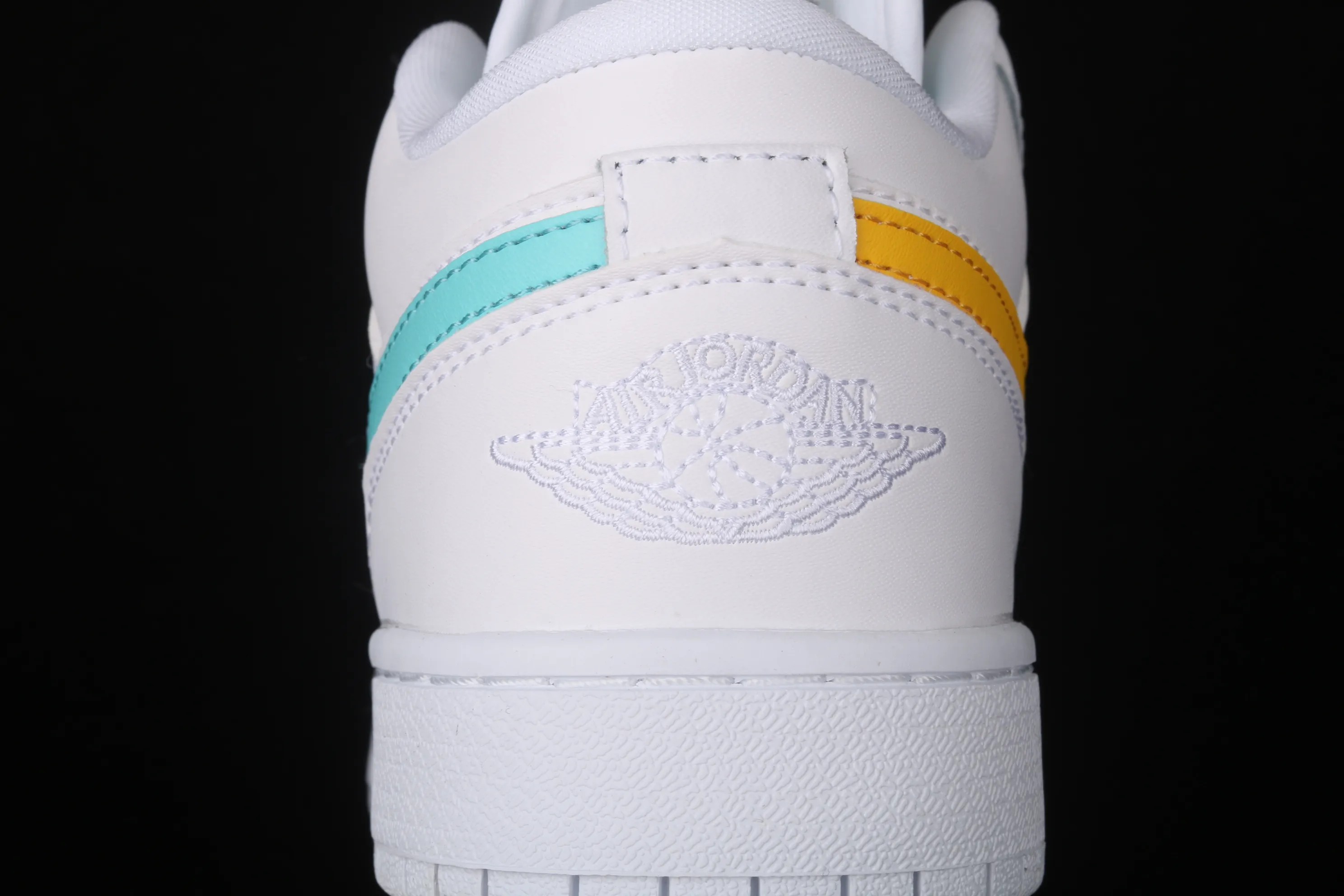 All categories Air Jordan Jordan series basketball shoes Air Jordan 1 Low Air Jordan 1 Low "White Multi" AJ1 Joe 1 four-color mandarin duck low-top cultural and leisure sports sneakers CW7035-100